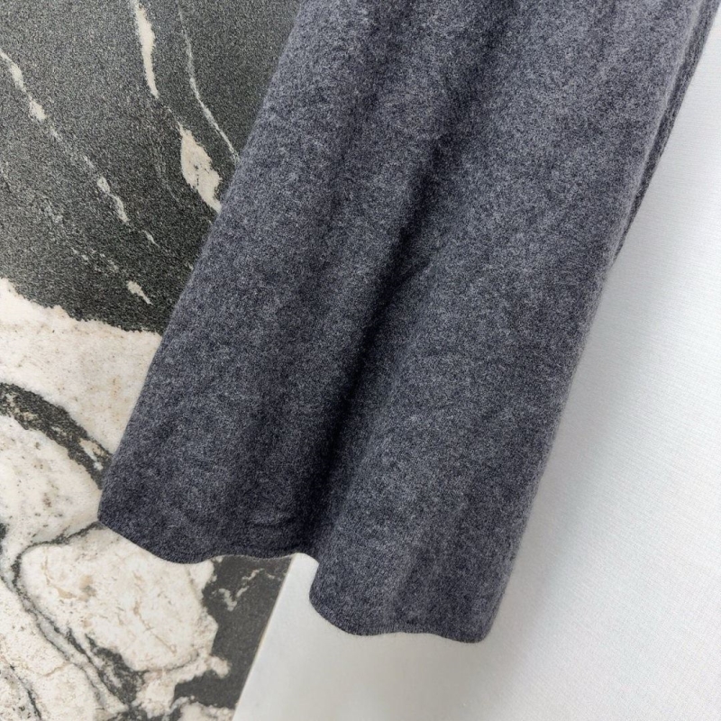 chr1st1an D10r sweaters